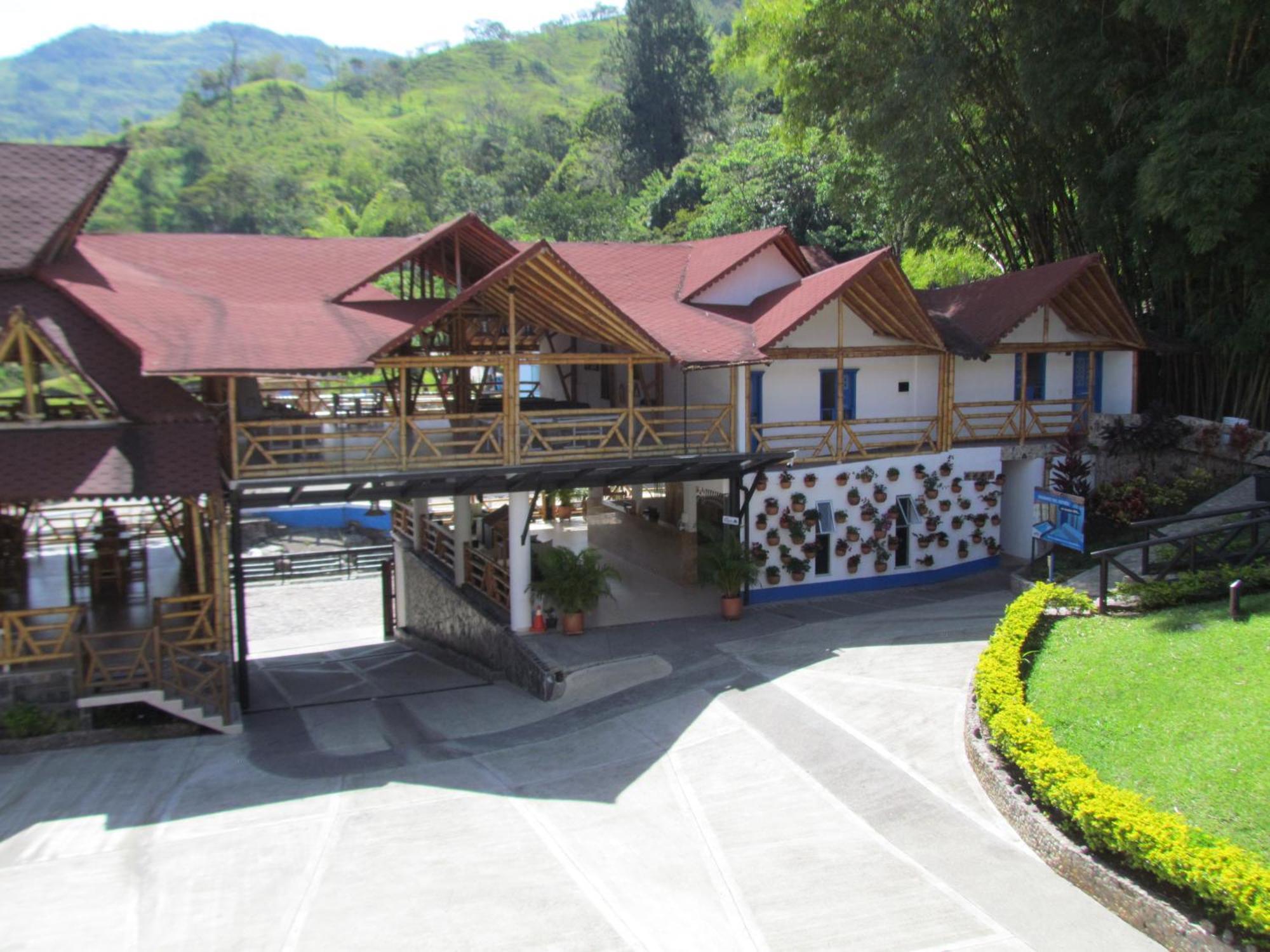 Hotel Aguatur Cocorná Eksteriør bilde