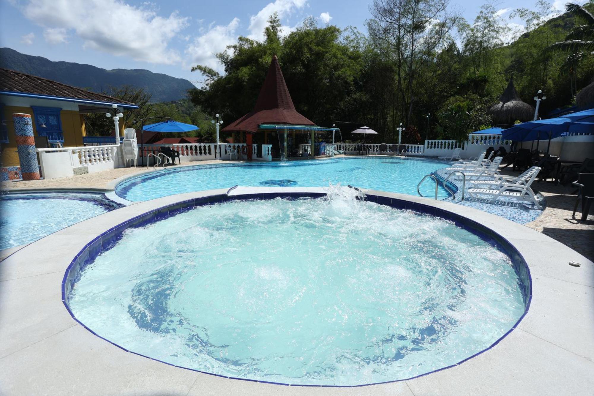 Hotel Aguatur Cocorná Eksteriør bilde